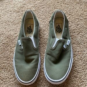 Woman’s Vans SlipOn Size 10